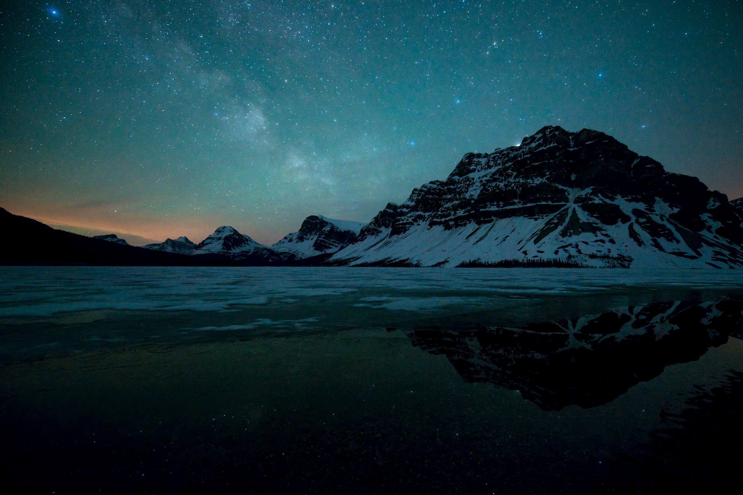 星空下的极简诗篇：4K夜晚壁纸，点亮你的iPad夜空详细内容3